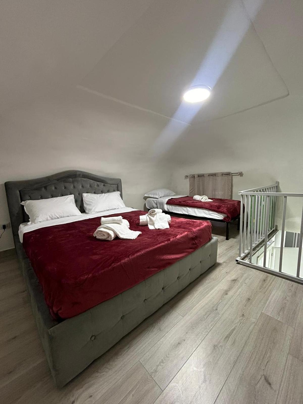 Chiara Luxury * Naples