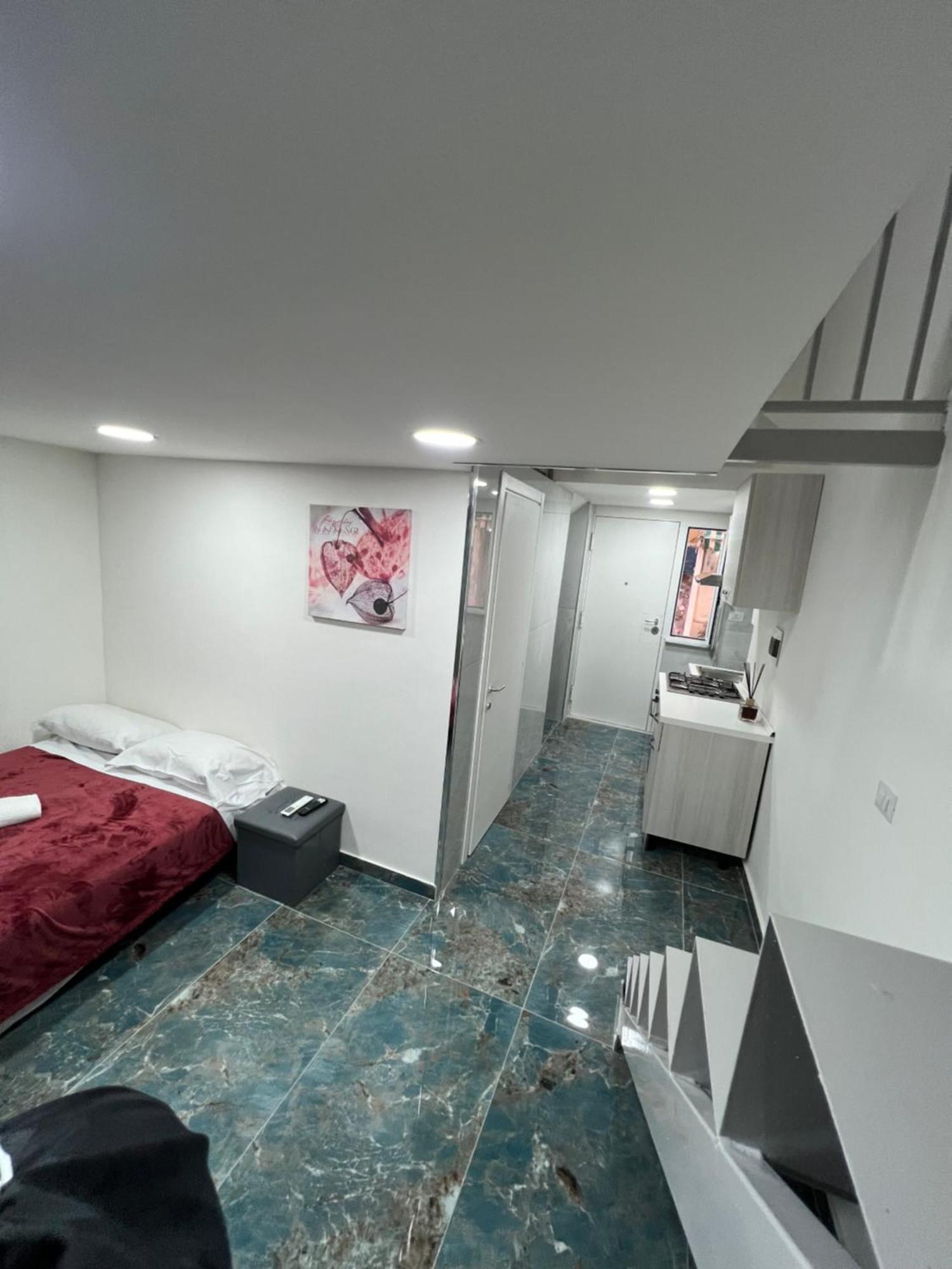 Chiara Luxury Naples